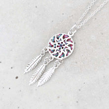 Cargar imagen en el visor de la galería, Collar Atrapa Sueños Bordado