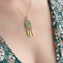 Cargar imagen en el visor de la galería, Collar Atrapa Sueños Bordado