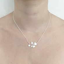 Cargar imagen en el visor de la galería, Collar Florson