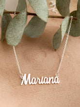 Cargar imagen en el visor de la galería, Collar Personalizado Script 1